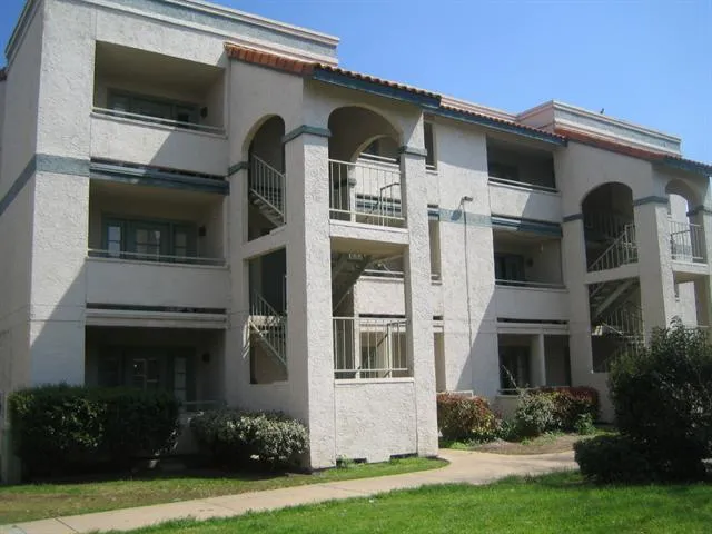 Mateo Apartment Homes - 4
