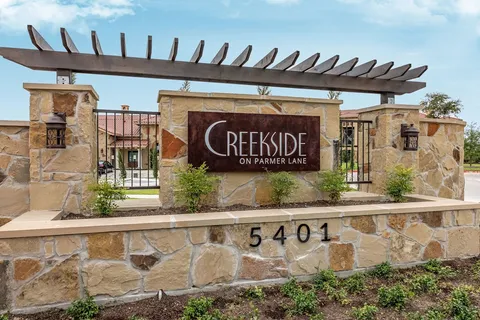 Creekside on Parmer Lane - Photo 16 of 36