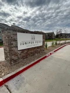 Juniper Pointe - Photo 11 of 28