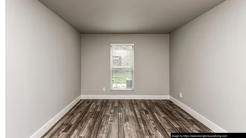 Lexington Luxury Living - Photo 5 of 25