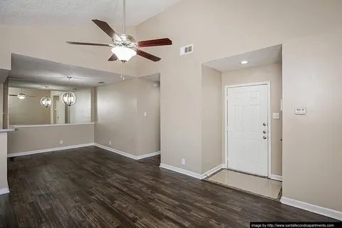 Santa Fe Condo's - Photo 15 of 41