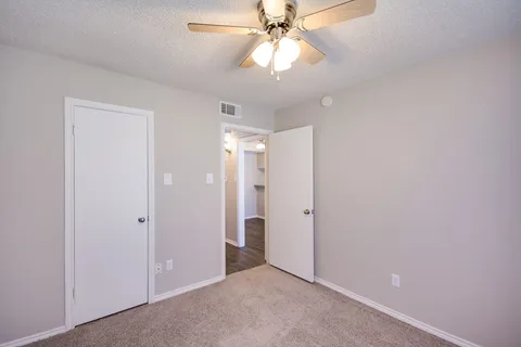Sable Pointe - Photo 2 of 25