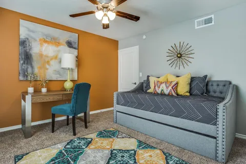 Regency at Ridgmar - Photo 19 of 34