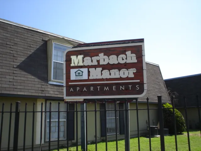 Marbach Manor - 7