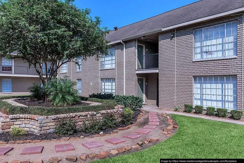 Residence at Garden Oaks - Photo 22 of 40