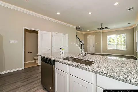 Georgetown Heights - Photo 4 of 5