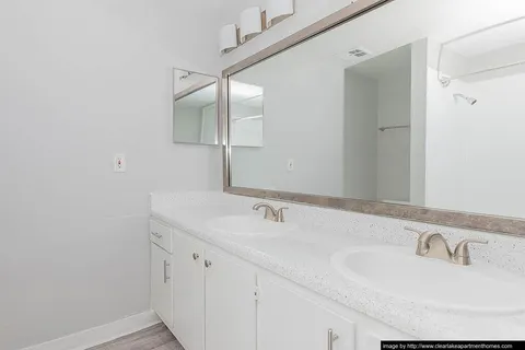 Clear Lake Apartment Homes - Photo 9 of 51