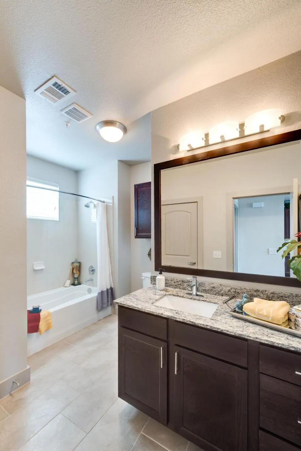 Arrabella Townhomes - Photo 17 of 40