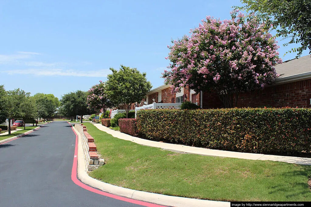 Sienna Ridge - Photo 19 of 31