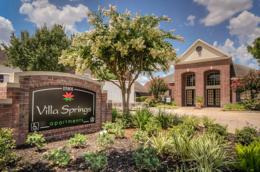 Villa Springs - 24